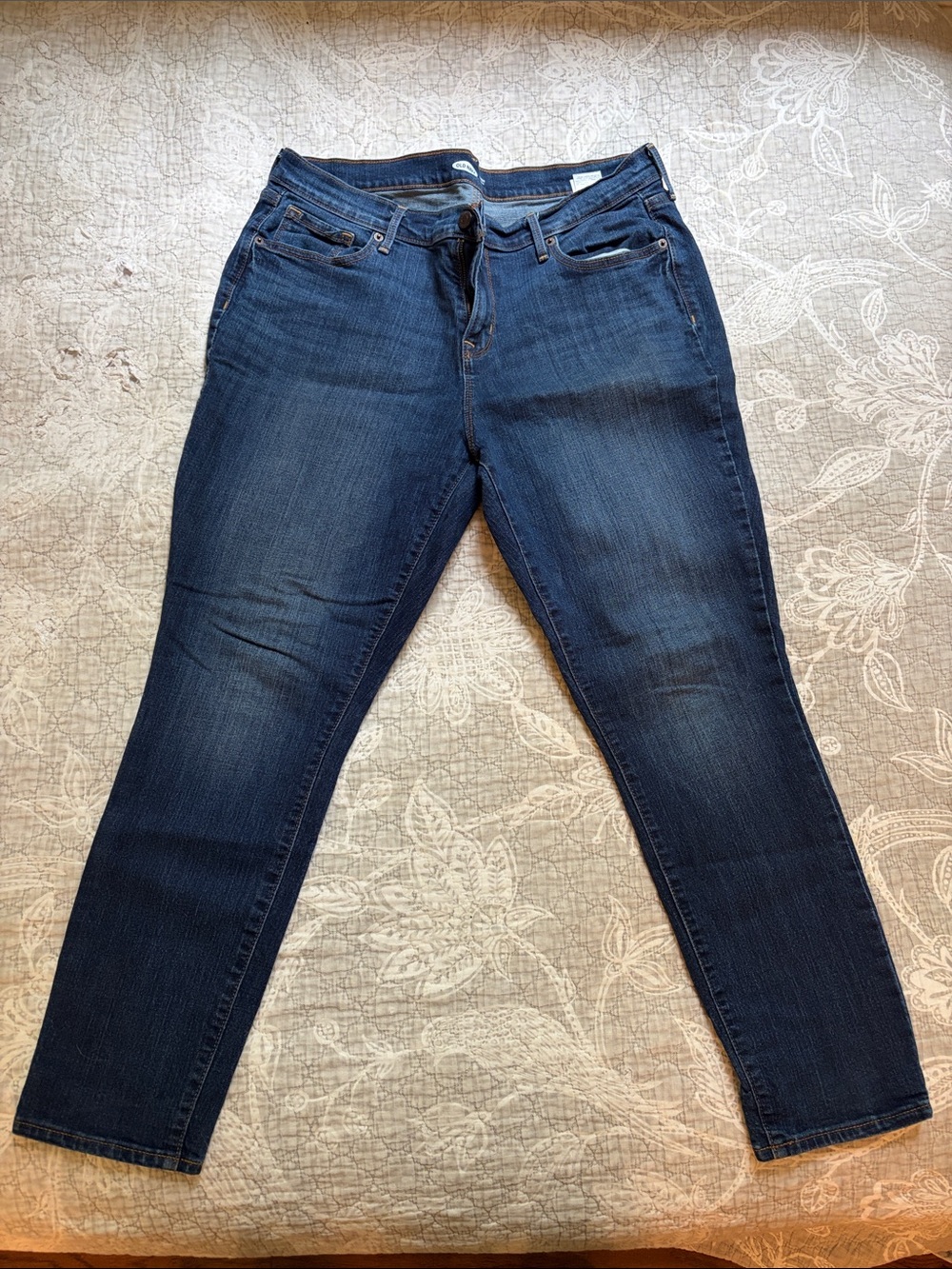 Old Navy Women's Dark Indigo Straight Leg Jeans
